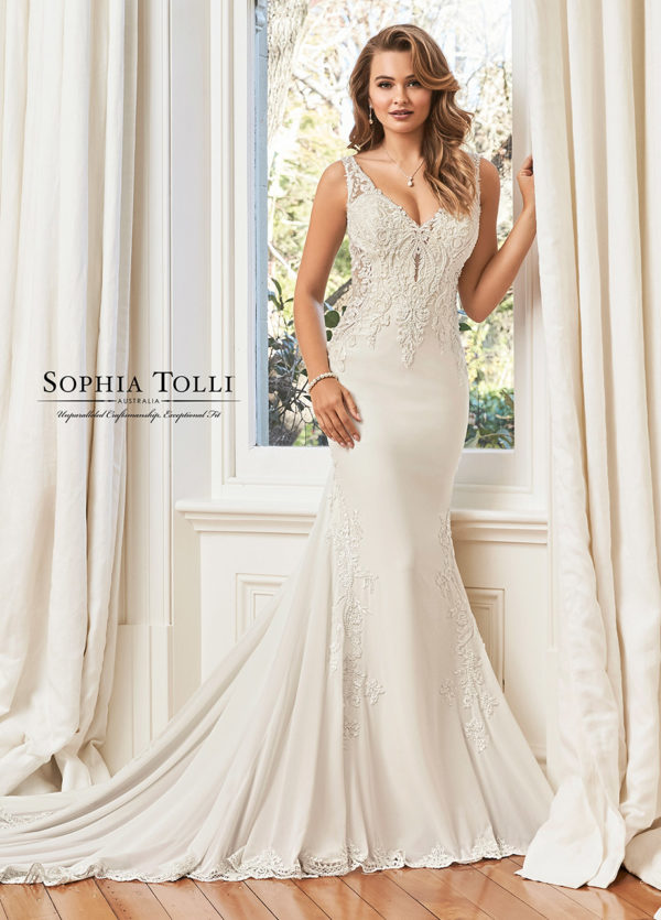 Sophia Tolli: Y11950