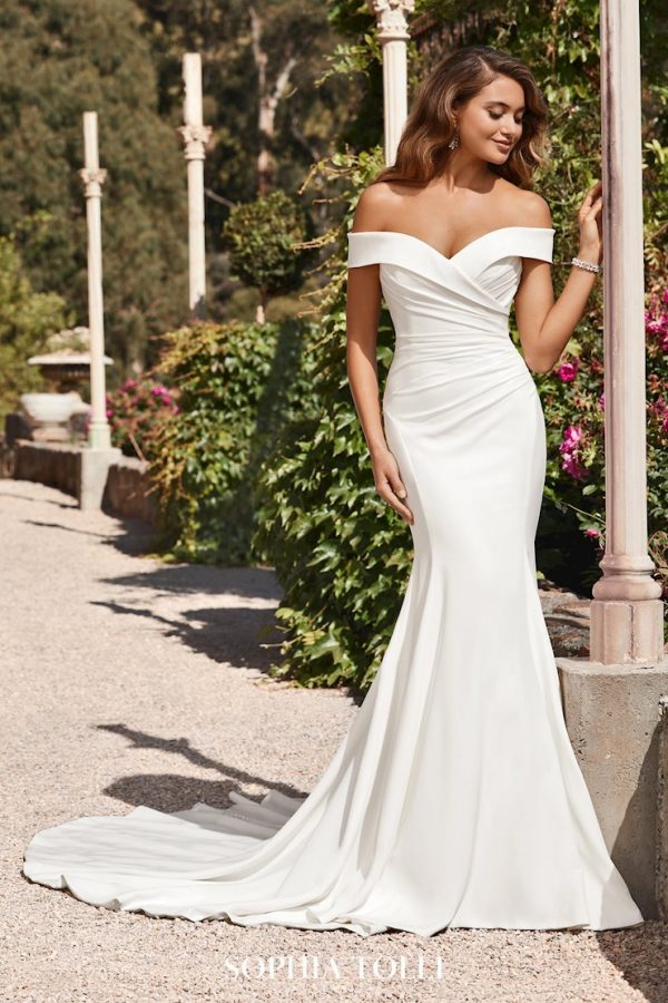 Sophia Tolli: Y22045