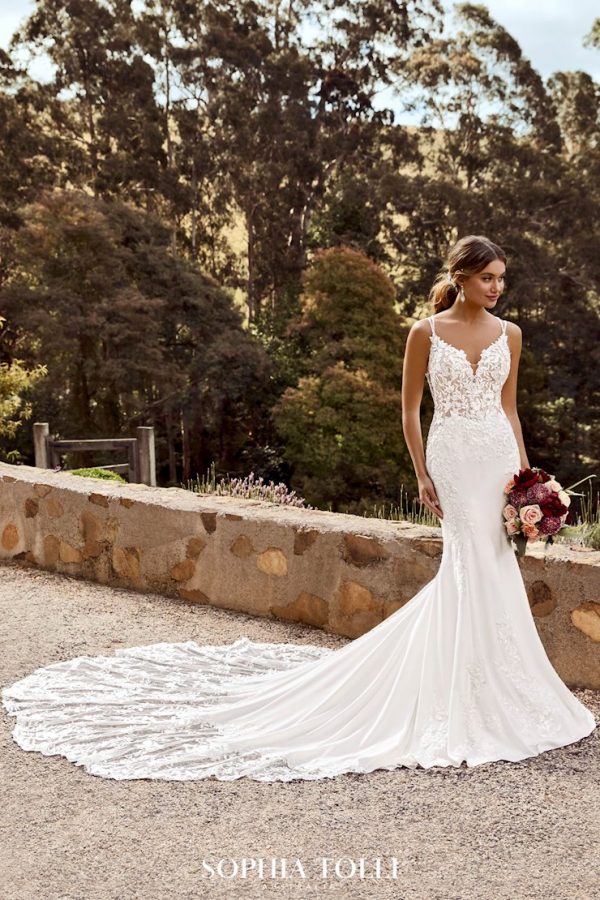 Sophia Tolli: Y22067 - Image 3