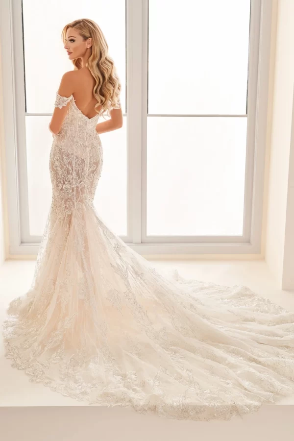 Enchanting: Style E2532 - Image 2
