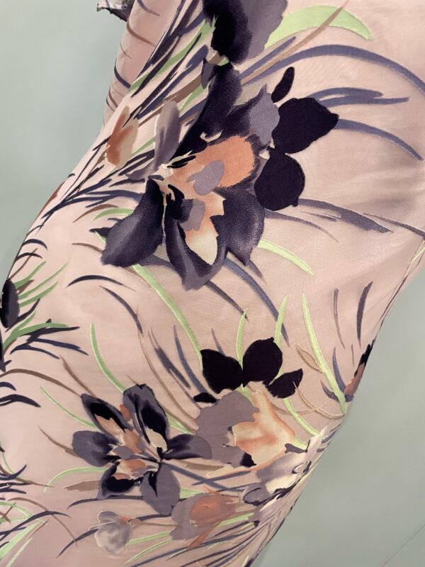 Jacques Vert: Iris - Image 3