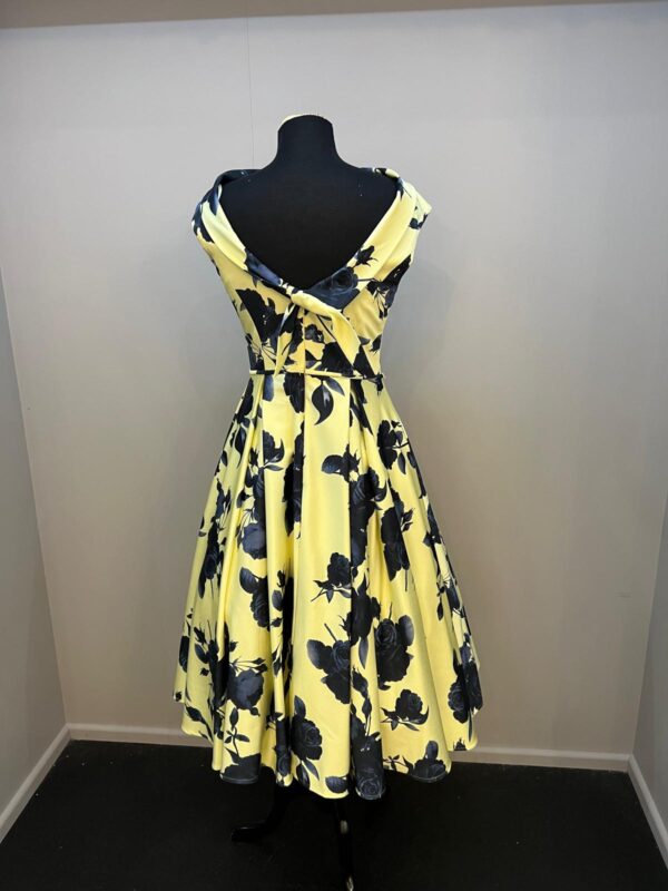 Occasionwear: Veromia - Image 2