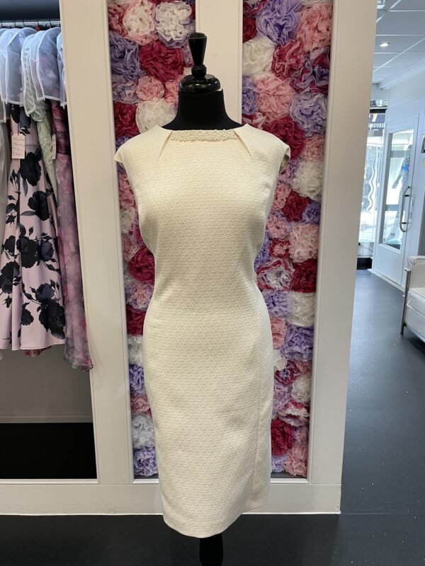 Jacques Vert: Monica - Image 3